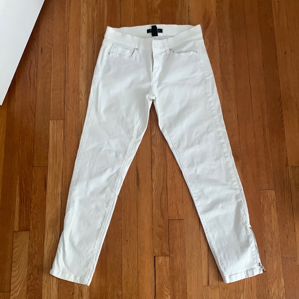 White House black market white jeans